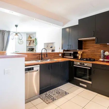 Appt Duplex La Ganterie, Fibre En Centre-ville شقة مييو