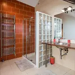 Appt Duplex La Ganterie, Fibre En Centre-ville Apartment *