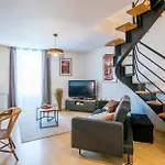 Appt Duplex La Ganterie, Fibre En Centre-ville Apartment *