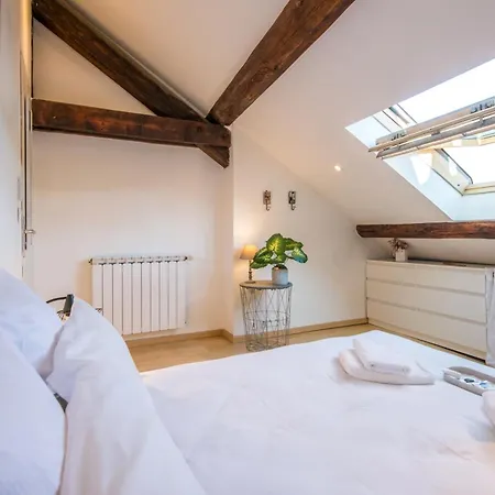 Appt Duplex La Ganterie, Fibre En Centre-ville * Millau