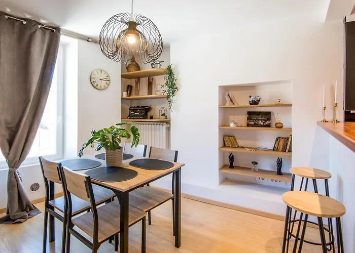 Appt Duplex La Ganterie, Fibre En Centre-ville Appartement